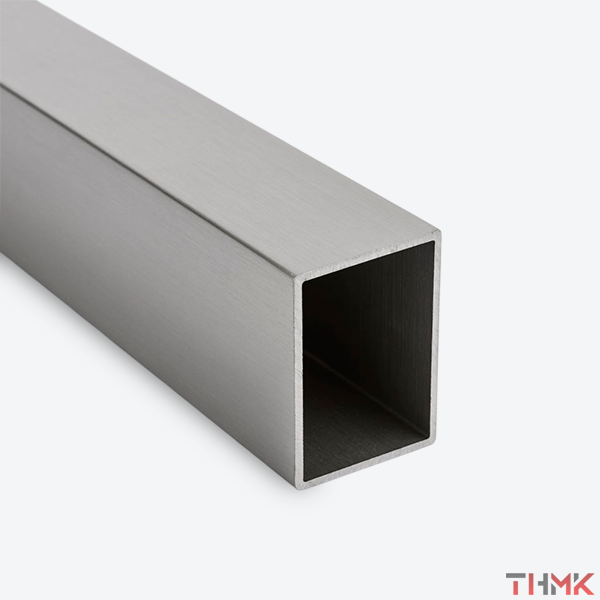 Труба алюминиевая профильная 30х15х1,5 АД31Т1